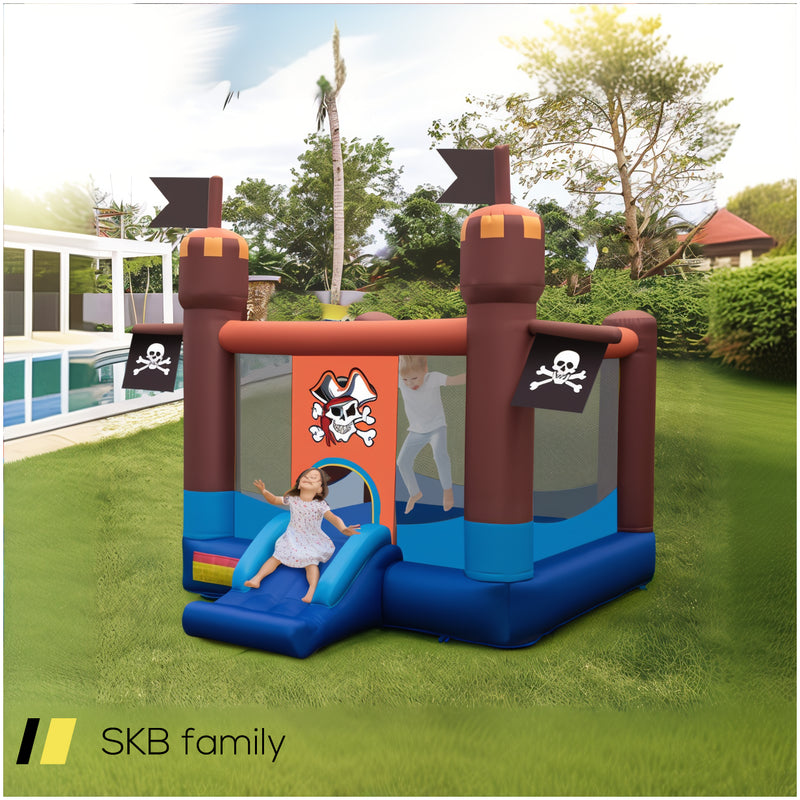 Pirate-Themed Inflatable Bounce Castle With Large Bounce Area Without Blower 240515-229079