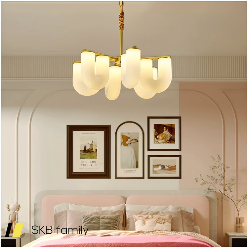 **Chandelier Tun 240514-230049**"